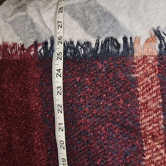 NWOT Plaid Navy Maroon Light Orange Wool-like Scarf Frayed Edges Soft Not Itchy - Picture 7 of 7